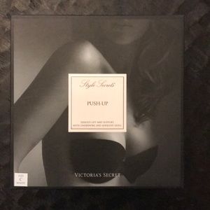 Victoria’s Secret push-up bra, size C backless NEW